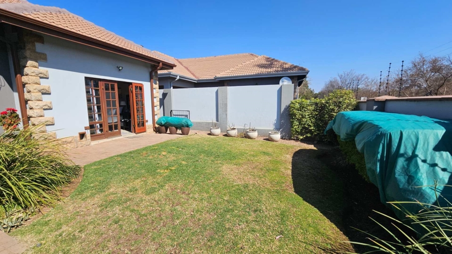 3 Bedroom Property for Sale in Meerhof North West
